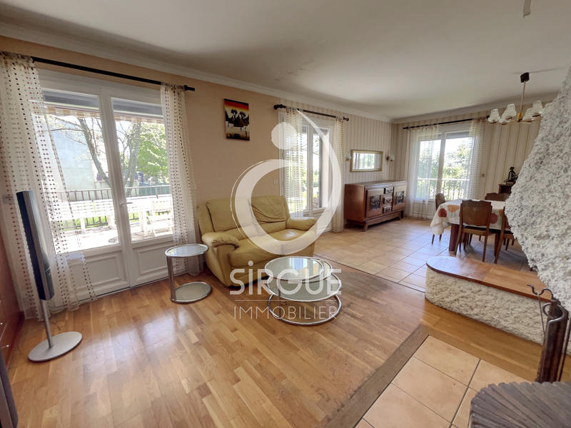 Maison - 110 m² - 5 pièces