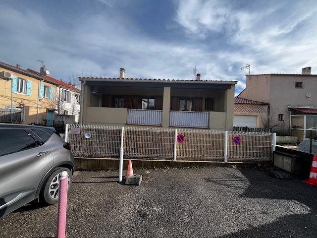 Appartement - 100 m² - 4 pièces