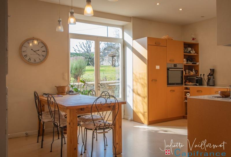 Maison bourgeoise - 393 m² - 10 pièces