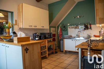 Maison - 242 m² - 11 pièces