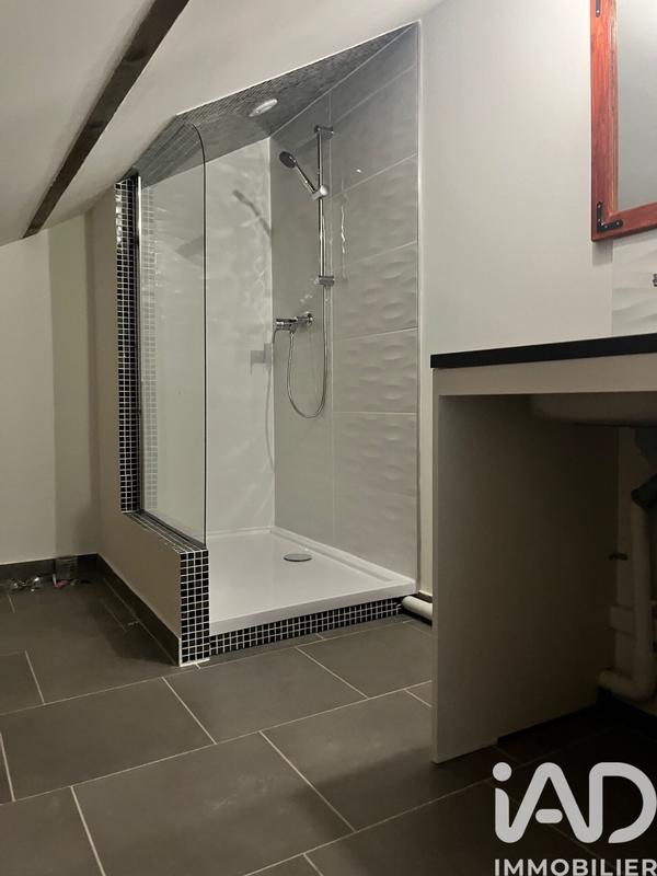 Maison - 85 m² - 5 pièces