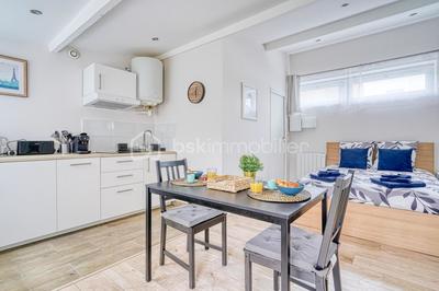 Studio - 24 m² - 1 pièce