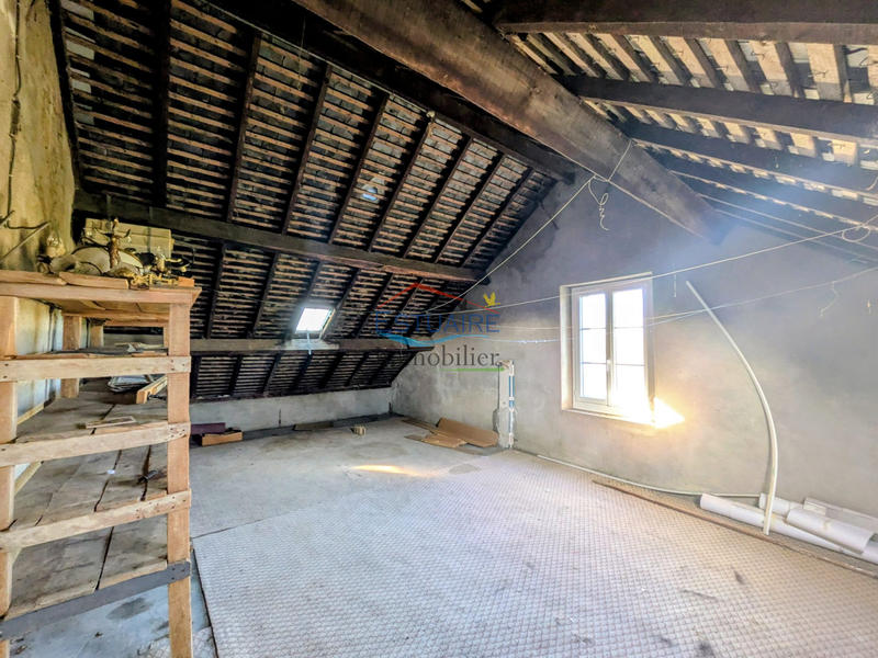 Maison ancienne - 195 m² - 8 pièces