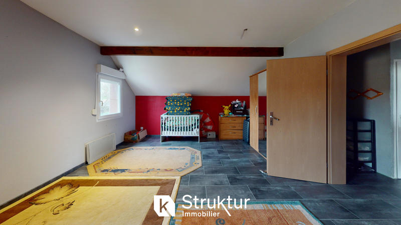 Maison - 310 m² - 12 pièces