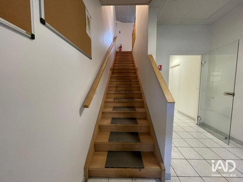 Local commercial - 146 m²