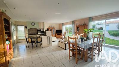 Maison - 104 m² - 5 pièces