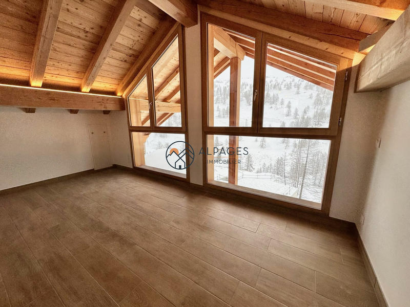 Appartement - 86 m² - 4 pièces