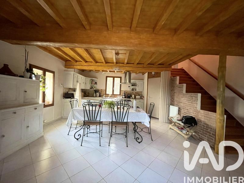 Maison - 276 m² - 9 pièces