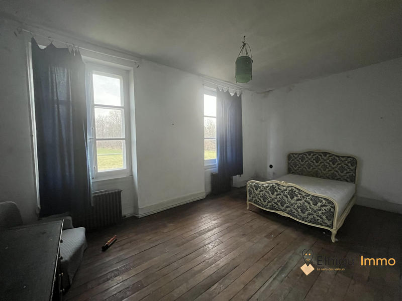 Château - 700 m² - 25 pièces