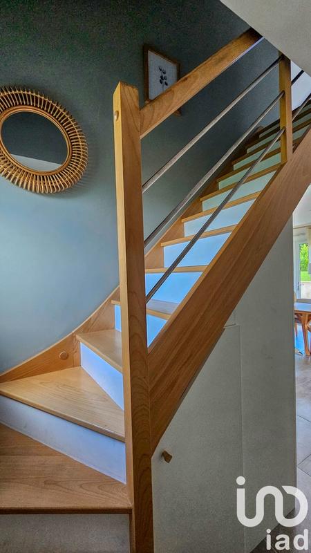 Maison - 137 m² - 7 pièces