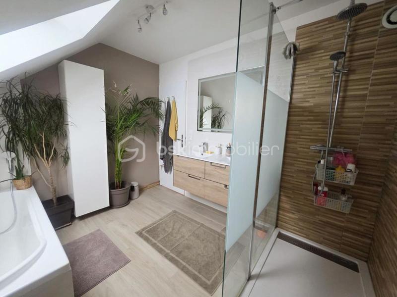 Maison traditionnelle - 124 m² - 5 pièces