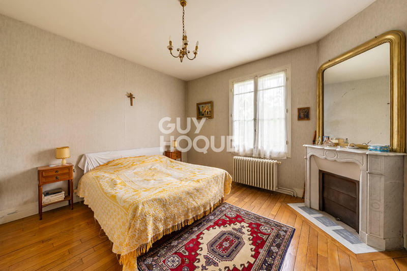 Maison - 182 m² - 9 pièces