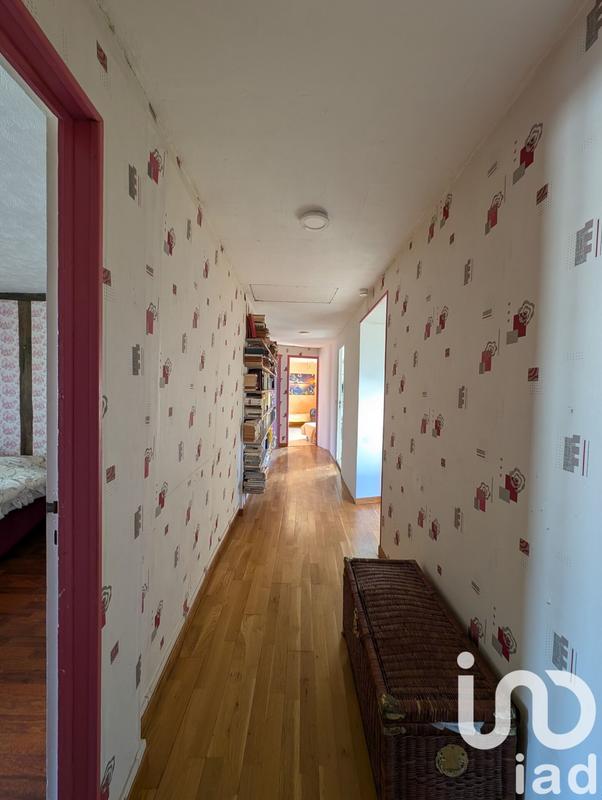 Maison - 168 m² - 8 pièces