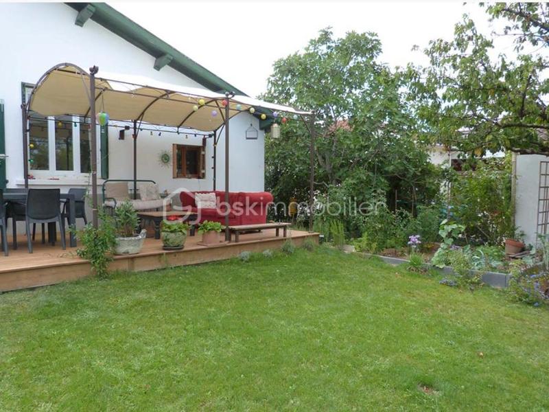 Maison traditionnelle - 140 m² - 5 pièces