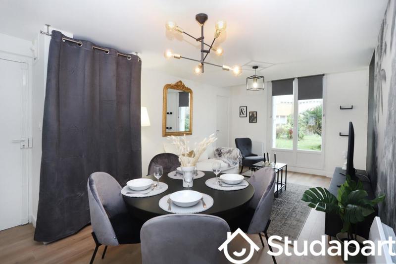 Chambre - 11 m² - 1 pièce