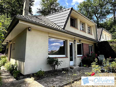 Maison - 110 m² - 6 pièces