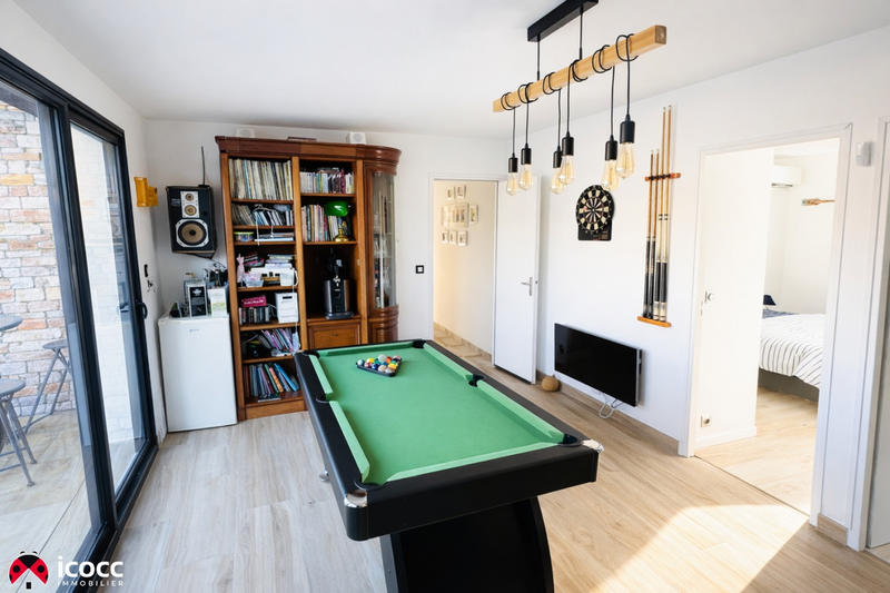 Maison - 174 m² - 10 pièces