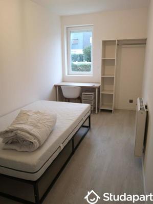 Chambre - 12 m² - 1 pièce