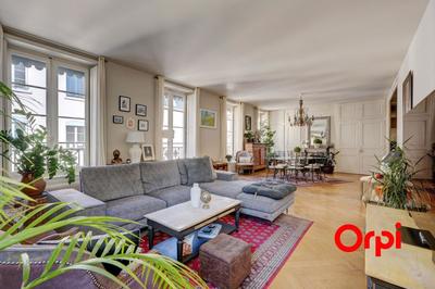 Appartement - 129 m² - 4 pièces
