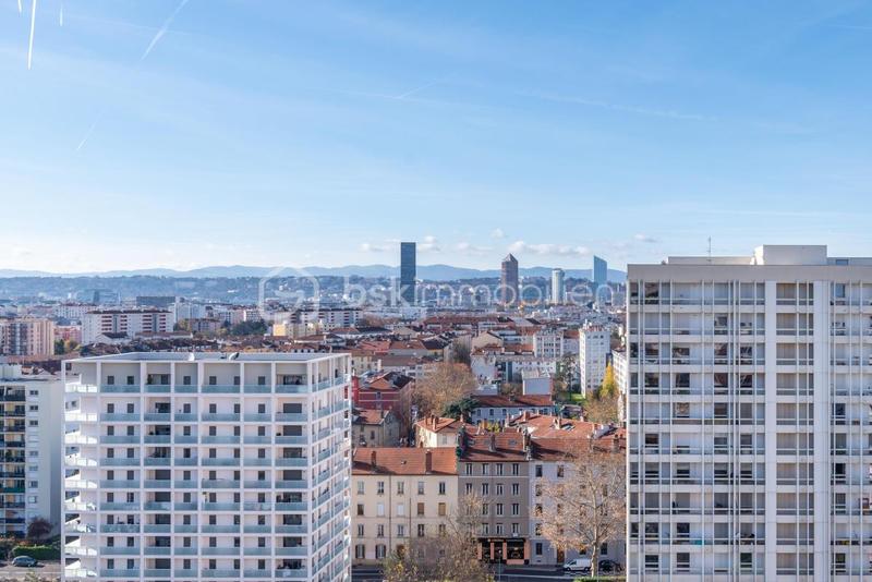 Appartement - 83 m² - 4 pièces