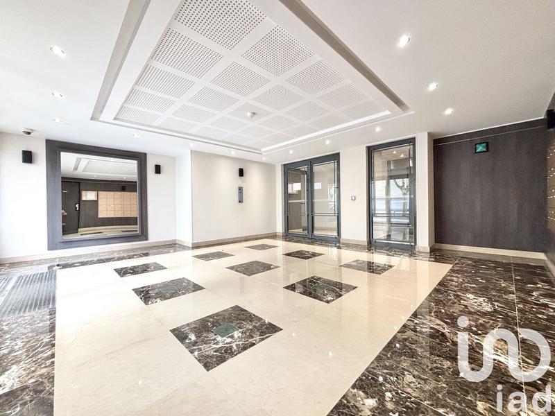 Appartement - 77 m² - 3 pièces