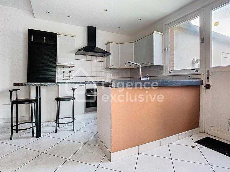 Maison - 140 m² - 5 pièces