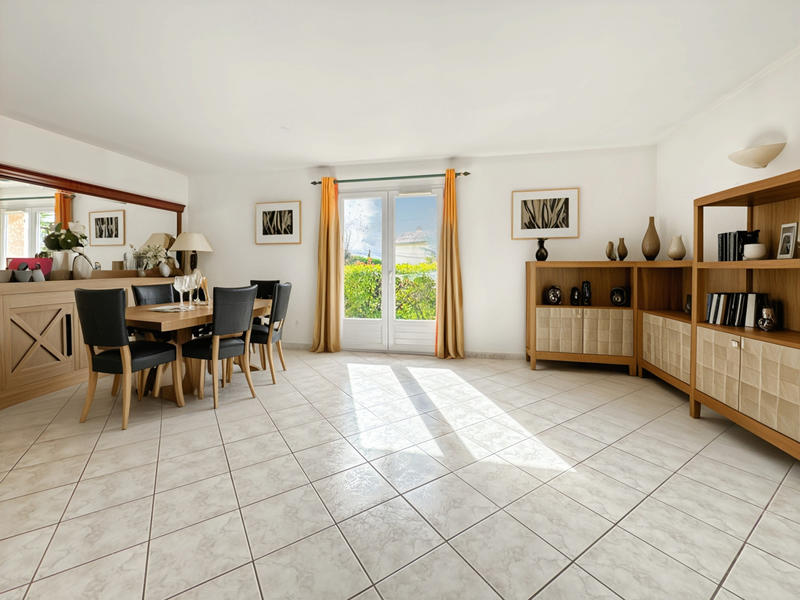 Maison - 127 m² - 5 pièces