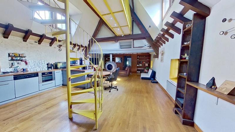 Duplex - 132 m² - 5 pièces