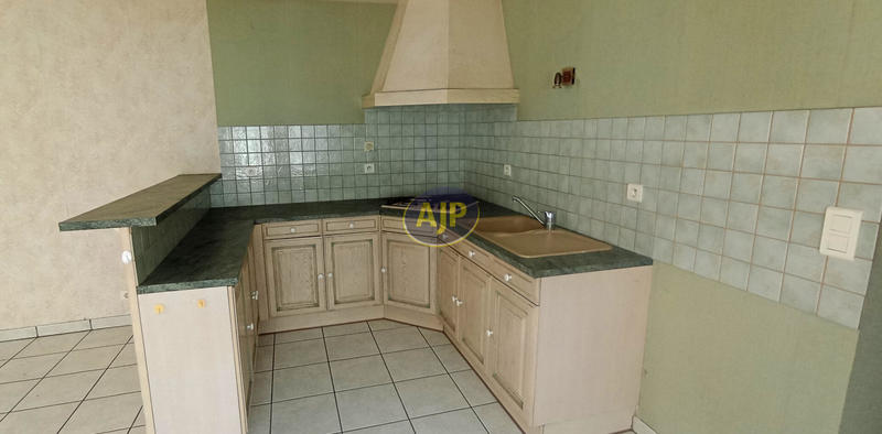 Maison - 80 m² - 4 pièces