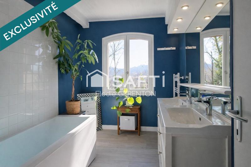 Maison - 300 m² - 10 pièces