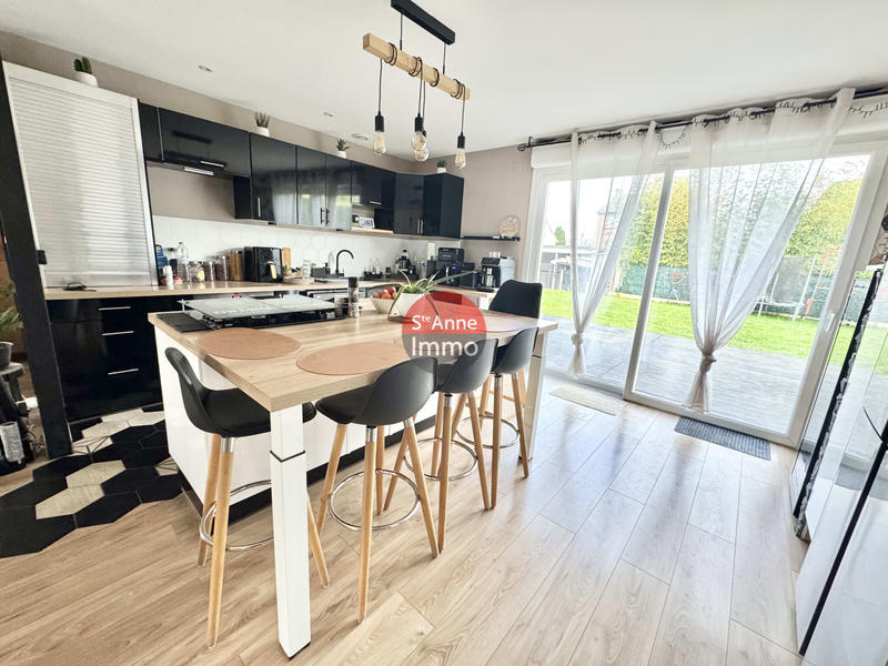 Maison - 137 m² - 7 pièces