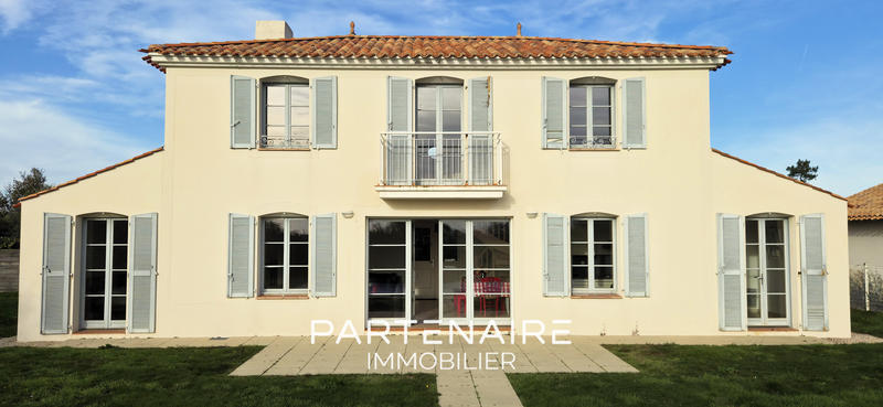 Maison - 135 m² - 6 pièces