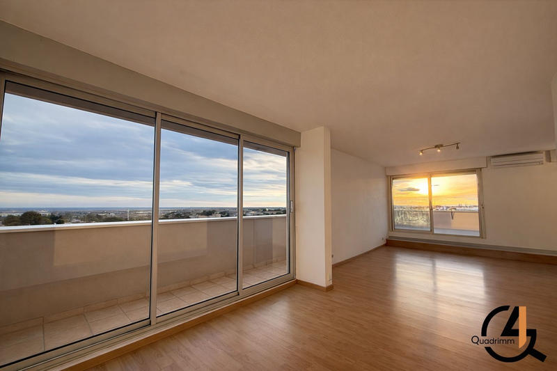 Duplex - 84 m² - 4 pièces