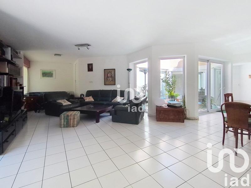 Maison - 144 m² - 5 pièces