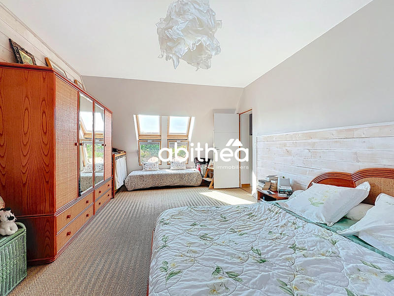 Maison - 175 m² - 7 pièces