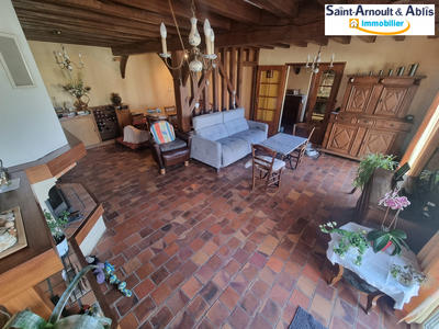 Maison traditionnelle - 150 m² - 8 pièces