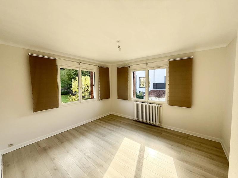 Maison - 92 m² - 4 pièces