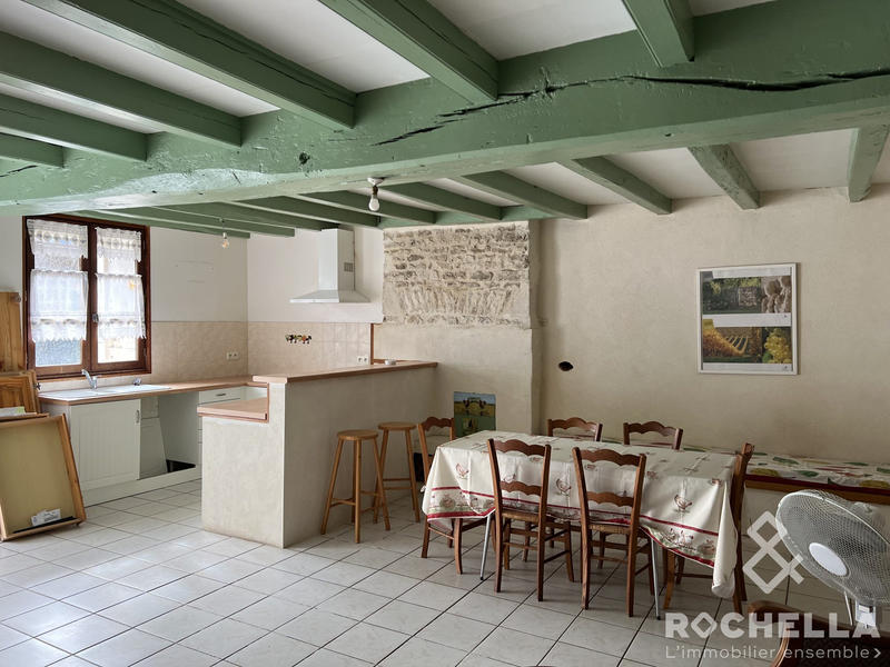 Maison ancienne - 217 m² - 7 pièces