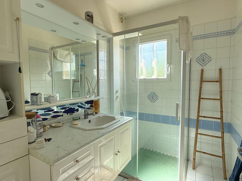 Maison traditionnelle - 98 m² - 5 pièces