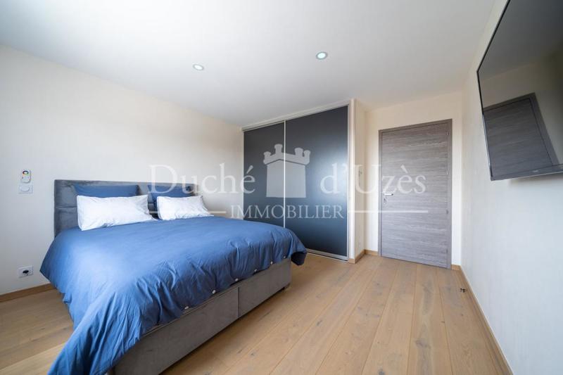 Villa - 300 m² - 9 pièces