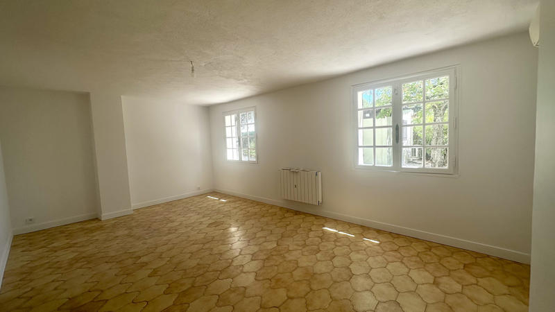 Villa - 264 m² - 7 pièces