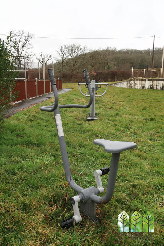 Maison - 966 m² - 20 pièces