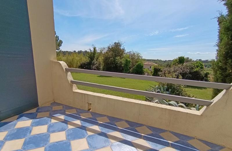 Maison - 210 m² - 5 pièces