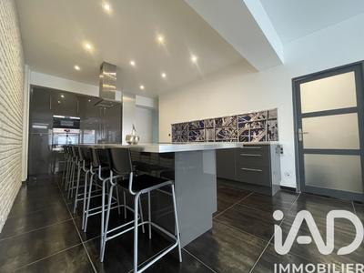 Appartement - 121 m² - 4 pièces