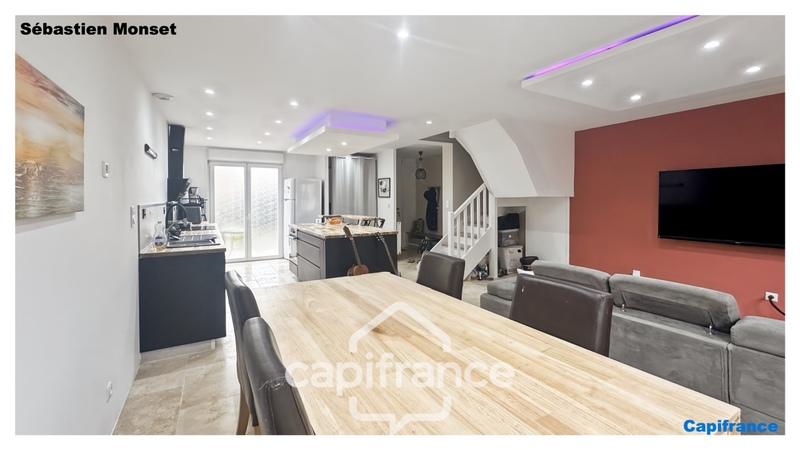 Maison - 88 m² - 4 pièces