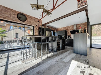 Maison - 167 m² - 4 pièces