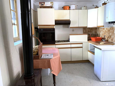 Maison - 64 m² - 5 pièces