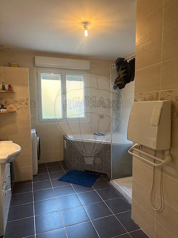 Pavillon - 157 m² - 6 pièces