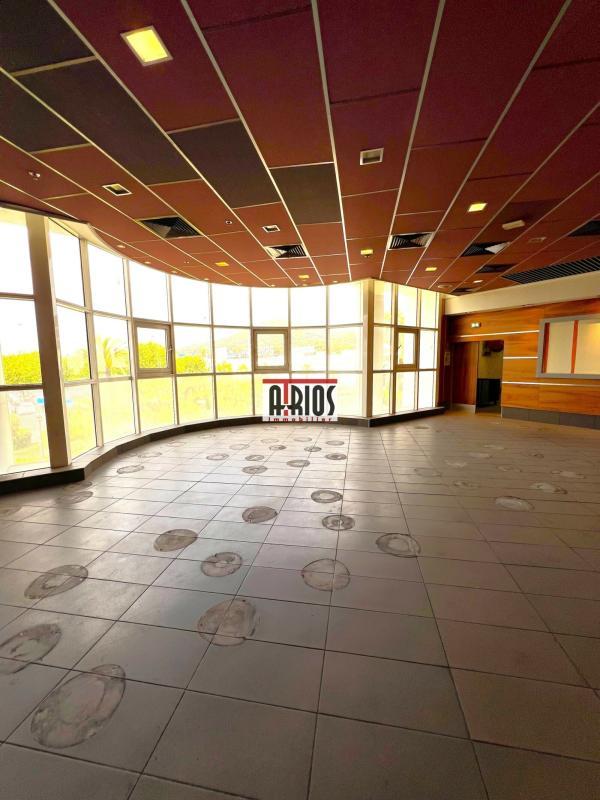 Local d'activité / Entrepôt - 650 m²