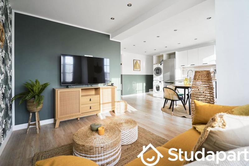 Chambre - 12 m² - 1 pièce